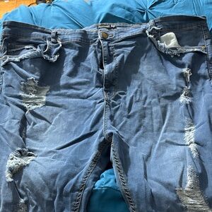 PrettyLittleThing Distressed Blue Skinny Jeans